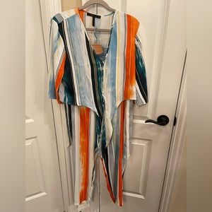 BCBGMaxazria 2 piece pant & crop top sz large in both stripe print